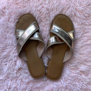 Tom’s metallic rose gold sandals